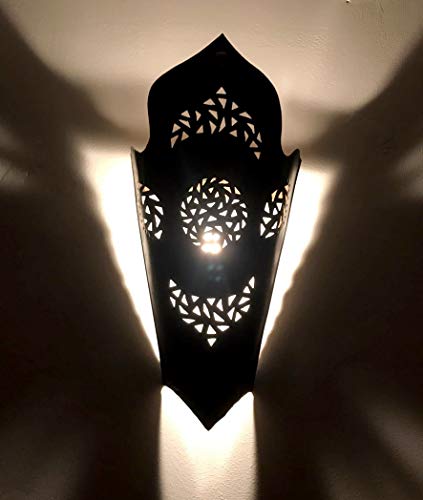 Generico La Maison Unique: Applique da muro Marocchina in Ferro Battuto e Bronzo lampada lanterna Artigianato Marocco Handmade Decor 1030