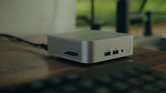 GEEKOM A6 Mini PC Windows 11 Pro AMD Ryzen 7 6800H (Best