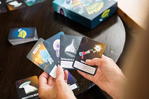 Shot in the Dark Crash Landed! España | Juego de Cartas de Ritmo frenético! | Juego de Mesa para niños y Familiares | Partidas rápidas | 2 a 6 Jugadores | Niños de 8+ años. - imagen 3