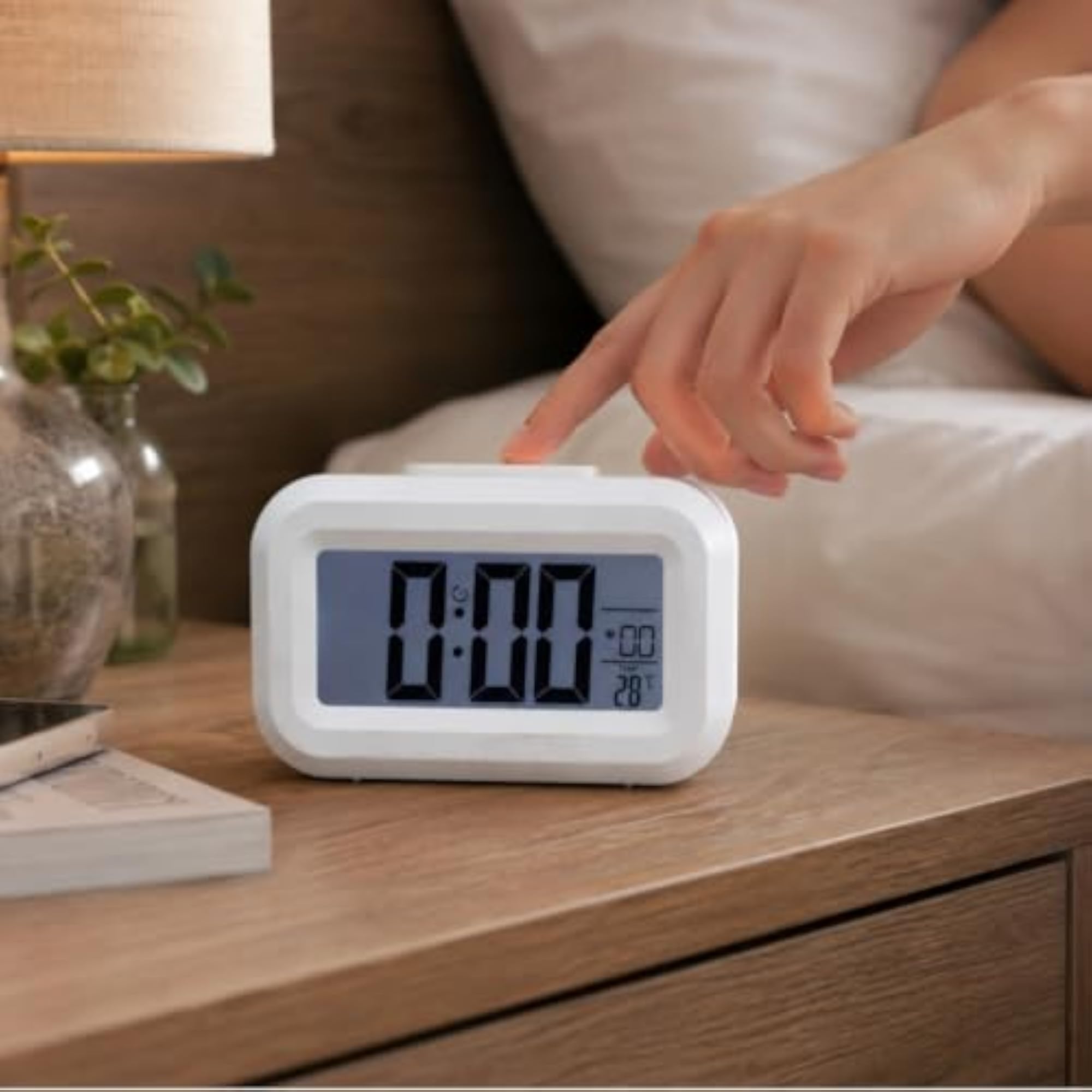 Digital Alarm Clock with LCD Display, 1pc