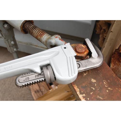 Image of Performance Tool W2118 18 in. Aluminum Pipe Wrench | Precision milled and drop forged steel jaws. Strong and lightweight aluminum handle. Essential plumbing tool