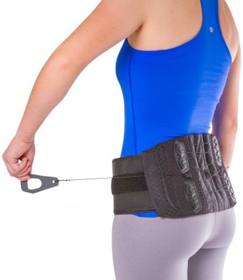 Как пользоваться поясом для спины. Корректор осанки кифоз. Пояс для поясницы поддерживающий. Корректор осанки doctor back. Леомакс корсет для спины.