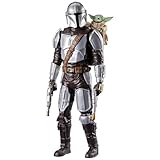 FIGURINE STAR WARS DE 28 CM : Cette figurine Mandalorien de 28 cm d'une taille idéale pour les petites mains a un design et une déco inspirés du chasseur de primes emblématique