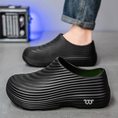 Image of Unisex Black Chef Shoes Men & Women Lightweight Non-Slip Work Shoes for Kitchens
