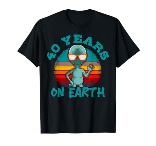 Alien 40th Birthday Party UFO Space Galaxy Traveler Cosmos T-Shirt