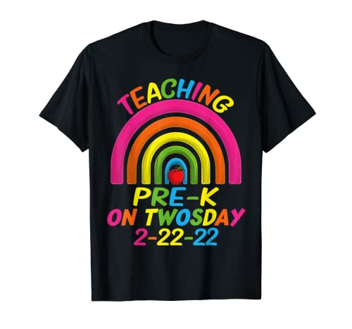 Teaching Pre-k On Twosday 2-22-22 Teacher Men Women Kids T-Shirt