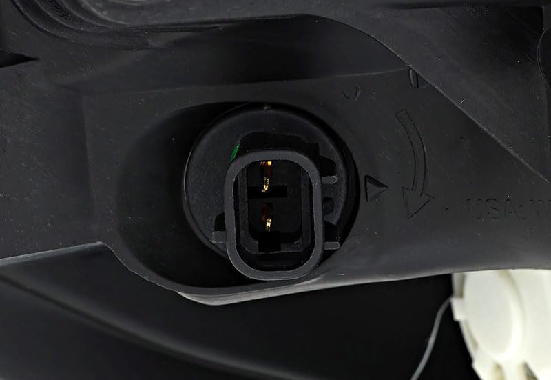 For Toyota Yaris Hatchback Headlights Lamps Set 2012 2013 2014 Halogen Driver and Passenger Side