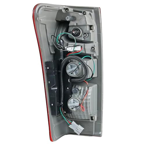 Feu arrière Isuzu DMax cassé ? Changez votre stop droit 2012-2019 simplement - 2