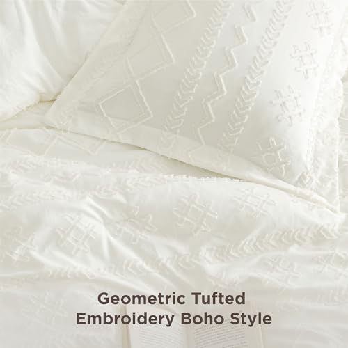 Image of Bedsure Tufted Boho Comforter Set Queen Size - White Boho Bed Set, GentleSoft 3 Pieces Farmhouse Distressed Vintage, Home Decor Bedding, Gifts for Woman, Soft Jacquard Queen Comforter for All Seasons