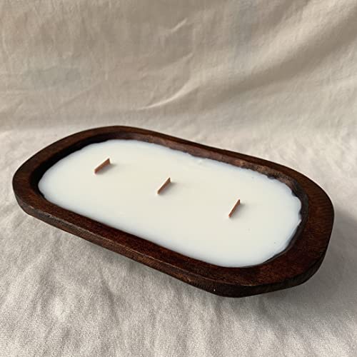 Bougie en acacia taille moyenne contre la décoration froide et sans âme