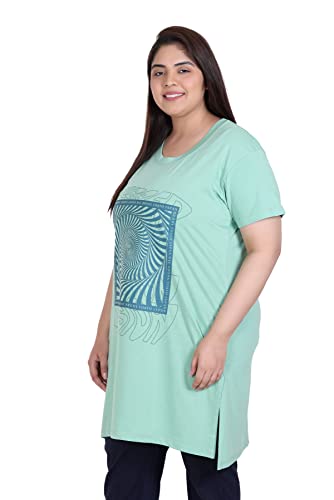 Image of In Love Women's Plus Size Cotton Long-line Chest Print T-Shirt with Pocket
