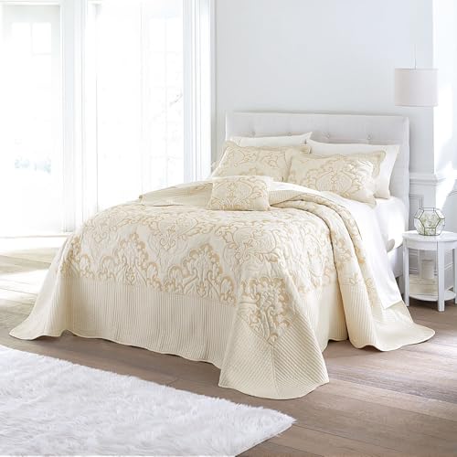 Image of BrylaneHome Amelia Bedspread - Queen, Ivory
