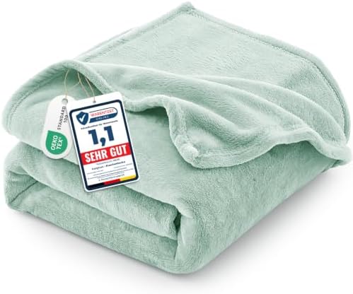 CozyLux Kuscheldecke Flauschig Decke 150x200 cm Salbeigrün | OEKO-TEX 100, 260 g/m² XL Flanell Sofa Decke für Frauen, Geschenke zum Geburtstag für Mama, warme Deko für das Zuhause