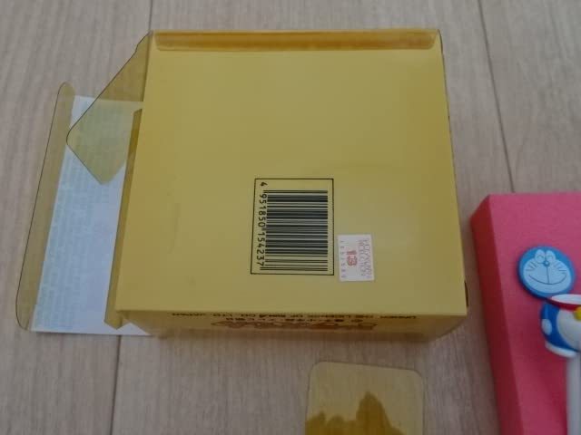 Amazon | 藤子・F・不二雄 ドラえもん ゴルフボール 実戦用 ツーピース