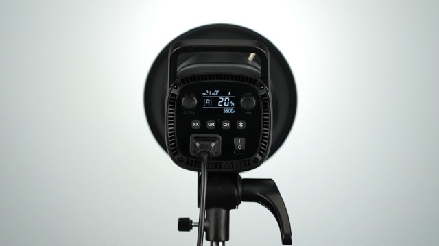 Godox SL60IID - Kit de luz LED de video, iluminación continua de 70 W x 2 pulgadas, luz diurna para podcast, luz de relleno de estudio, aplicación controlada con montaje Bowens, efecto
