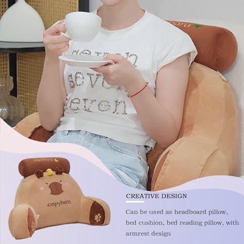 Oreiller Capybara avec bras : la solution pour lire assis confortablement