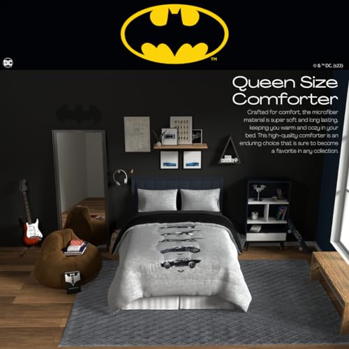 Image of Franco Collectibles Batman DC Comics Classic Bedding Super Soft Cozy Microfiber Reversible Comforter, Queen, (Officially Licensed Product)