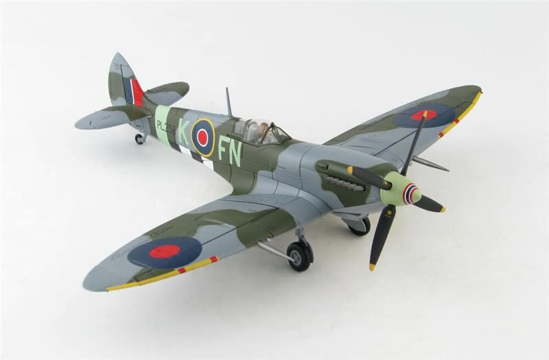 Amazon.com: Hobby Master Supermarine Spitfire MK IX RAF No.331