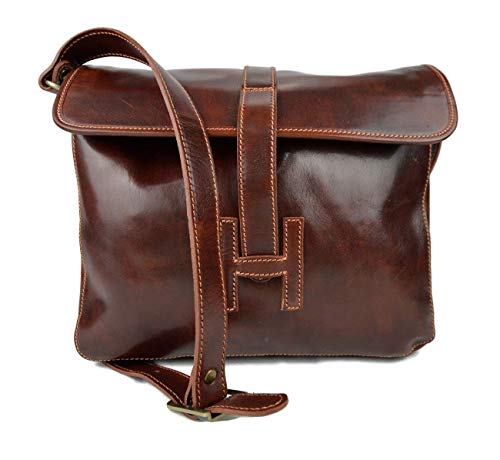 Sac postier en cuir marron idéal pour vos trajets urbains