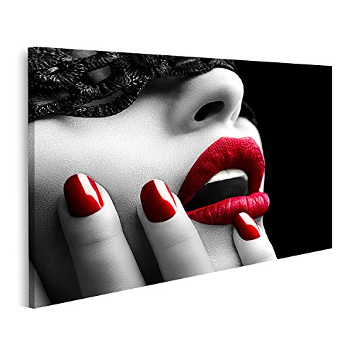 Tableau sur toile femme avec masque en dentelle pour habiller un mur vide sans âme