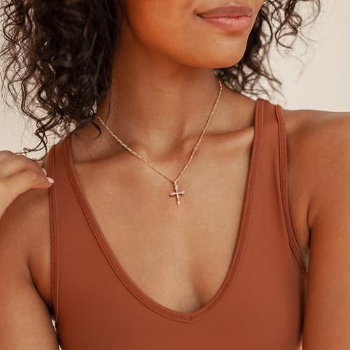 Cross Necklace for Women,Double Cross Necklace 14K Gold Plated Cross Pendant Necklace Dainty Gold Cross Necklaces for Women Trendy Small Cross Charm Necklace Simple Cute Choker Necklaces Gold Jewery2