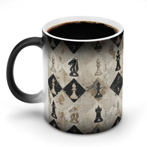 KOAYUBFC Taza de café de 11 onzas con diseño de ajedrez marrón que cambia de color, tazas de café que cambian de calor con asa, taza mágica sensible al calor para mujeres y hombres, divertida taza de