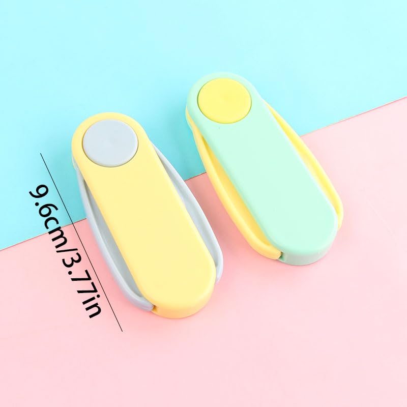 2pcs Foldable Mini Pet Grooming Combs, Fine Straight Row Tooth Face Tools, Portable Travel Fur Removers for Feline and Canine Facial Residue Clearing image 4