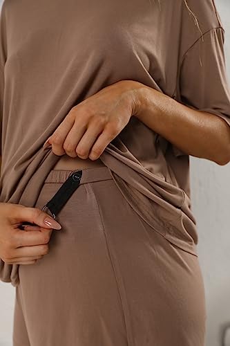 Oyoangle Women's Maternity 2 Pieces Pajamas Outfits Loose Short Sleeve T-Shirt Top And Shorts Loungewear Mocha Brown M #TOP5