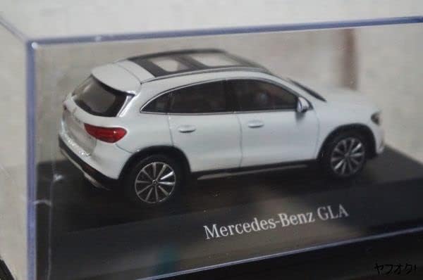 メルセデス　ベンツ　GLA 1/43 ミニカー　白　正規品　ディーラー購入 メルセデス ベンツ GLA 1/43 ミニカー 白 正規品 ディーラー購入
