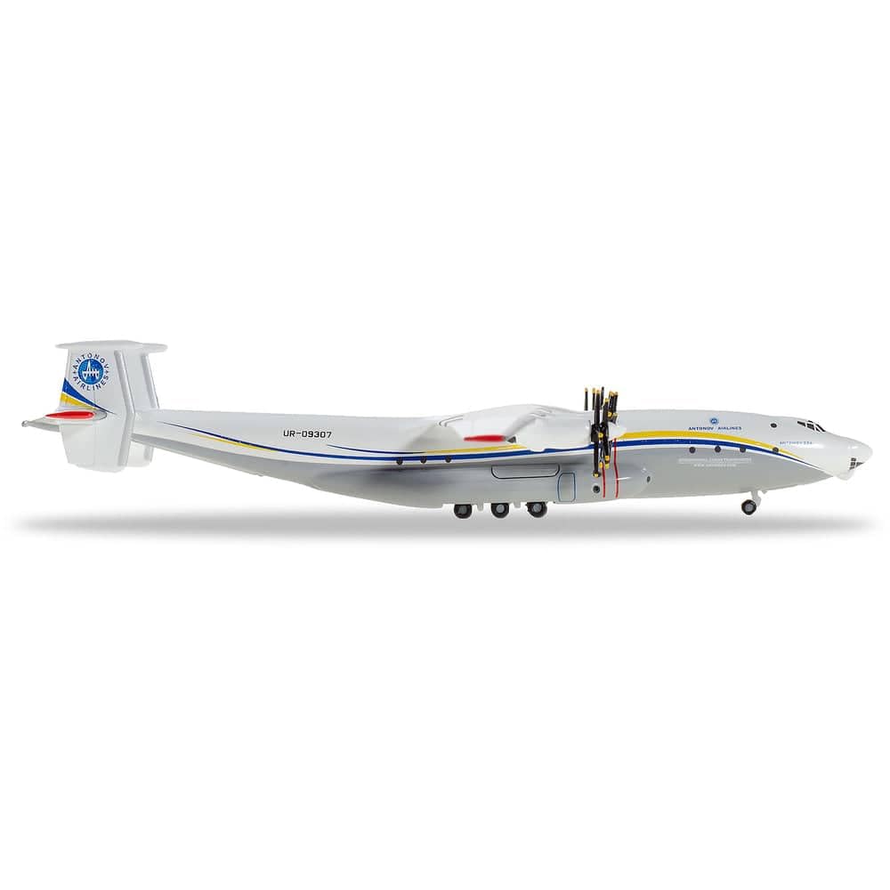 Herpa 532648 Antonov Airlines AN-22 Antei UR-09307 (1:500)