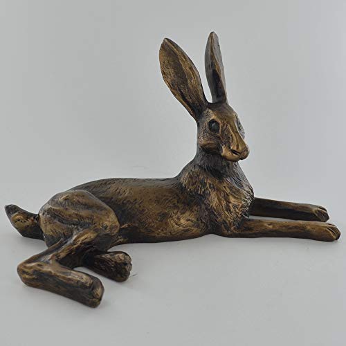Escultura liebre reclinada efecto bronce 12 cm