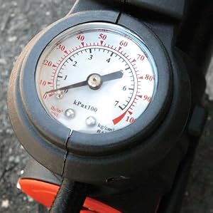 VIAIR 84P Portable Tire Inflator, 12V Air Compressor with Cigarette Plug — photo 6 of 6