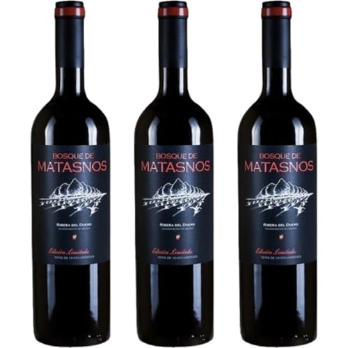 Bosque de Matasnos Edición Limitada es un vino tinto cosecha de Tempranillo de España, con 15% Vol., que ofrece aromas intensos y sabor equilibrado para maridar carnes.| 3 botellas