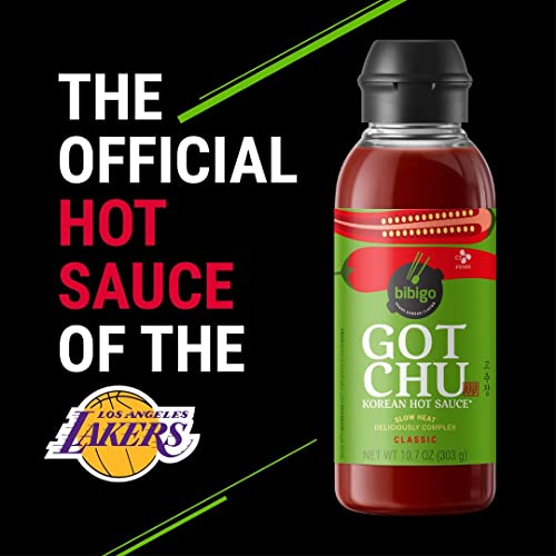 Bibigo Gotchu - Classic Korean Hot Sauce, Made With Gochujang Fermented Pepper Paste, Low Heat Sweet-Spicy-Savory-Earthy Flavor [10.7 Oz Squeeze Bottle] #TOP2