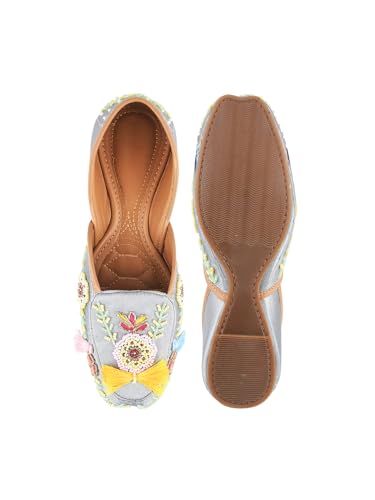 Image of SilverArrow Traditional Style, Modern Comfort Jutti Comfortable Flat Fancy Bellies for Womens and Girls