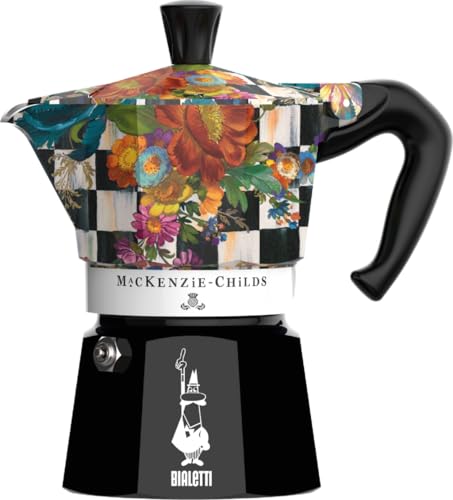 Bialetti collabora con il celebre brand di arredo casa noto per il suo design unico e giocoso, per creare una Moka Express esclusiva.