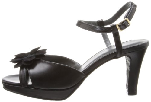 Image of Rose Petals Women's Pretty Platform Pump