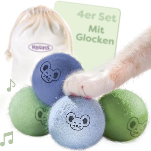 Knupis Katzenbälle mit Glöckchen – 4 Bälle Wolle – Nachhaltiges Katzenspielzeug mit leuchtenden Farben & sanftem Klang – Inkl....