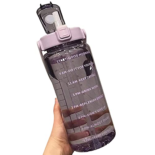 2LSports - Botella de agua con pajita de silicona, botella de bebidas deportivas con marcas de tiempo, sin BPA, diseño a prueba de fugas (morado, 2000 ml)