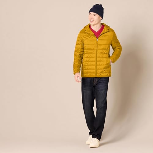 Image of Amazon Essentials Men's Lightweight Water-Resistant Packable Hooded Puffer Jacket