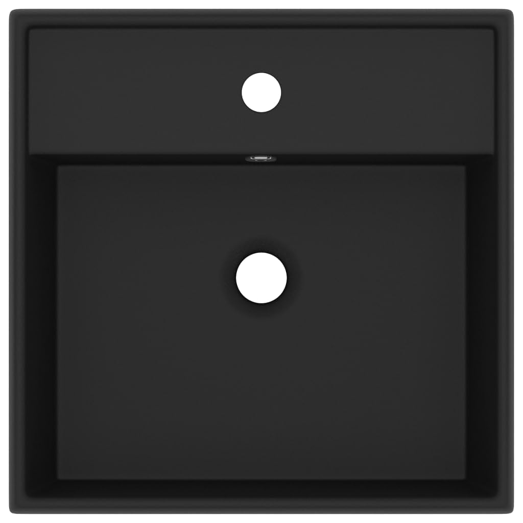 Lavabo de cerámica mate para baño con rebosadero y orificio para grifo. Lavabo de lujo con rebosadero cuadrado en diseño moderno. Elegante con orificio para grifo y para consola