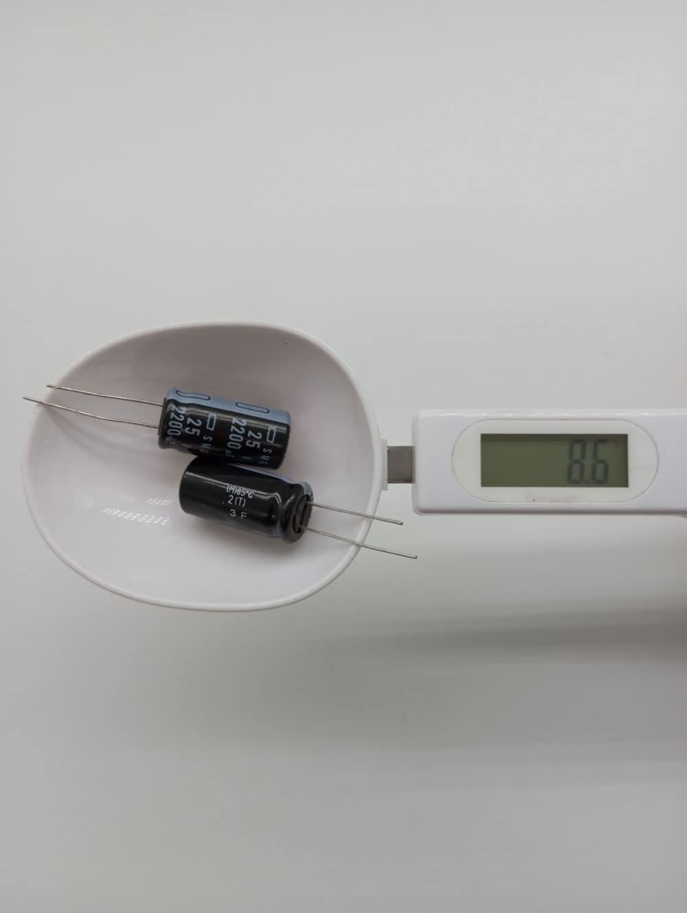 Condensatori Elettrolitici 2200uF 25V - Confezione Da 10 Pezzi Per Riparazioni Elettroniche - Foto 9