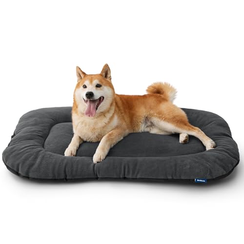 BEDSURE waschbar Hundekissen für Grosse Hunde - weiche und Bequeme Hundebetten für mittelgroße & große Hunde, dünne Hundematte mit Rutschfester Unterseite für Käfig & Hundebett, 89x56 cm, Dunkelgrau BEDSURE waschbar Hundekissen für Grosse Hunde - weiche und Bequeme Hundebetten für mittelgroße & große Hunde, dünne Hundematte mit Rutschfester Unterseite für Käfig & Hundebett, 89x56 cm, Dunkelgrau