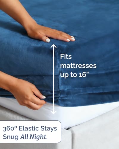 Image of Fleece Sheets Queen Size Set - 4-Piece Velvet Flannel Sheet Set - Navy