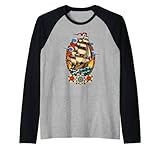 Ideal para los fans del arte y tatuajes tradicionales americanos, ilustración de temática náutica, veleros, barcos cortaúñas y tatuajes marineros de la vieja escuela.