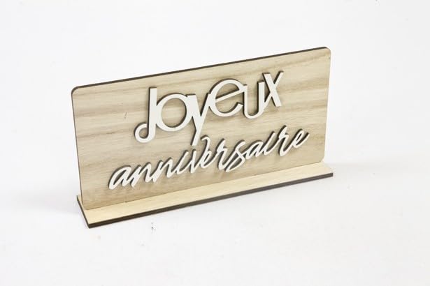 Centre de table 'Joyeux anniversaire' en bois