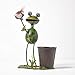 Produktbild Homescapes Garten Deko Frosch Figur mit Schmetterlingsnetz, Gartenfigur aus Eisen, handbemalt, Dekofigur Froschkönig mit Blumentopf, Tierfiguren für Garten und Balkon, grün ca. 31 cm hoch