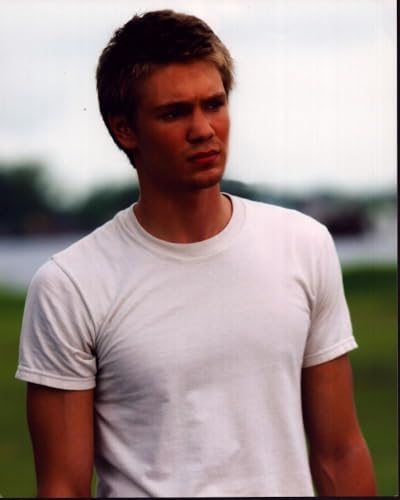 Posterazzi Chad Michael Murray In White Shirt Photo Print (8 x 10) - Item MVM72301