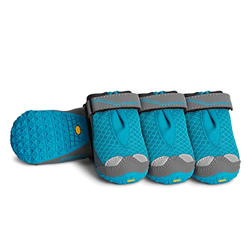 Top 6 Best Dog Booties for Dogs That Stay On (2021 Update)