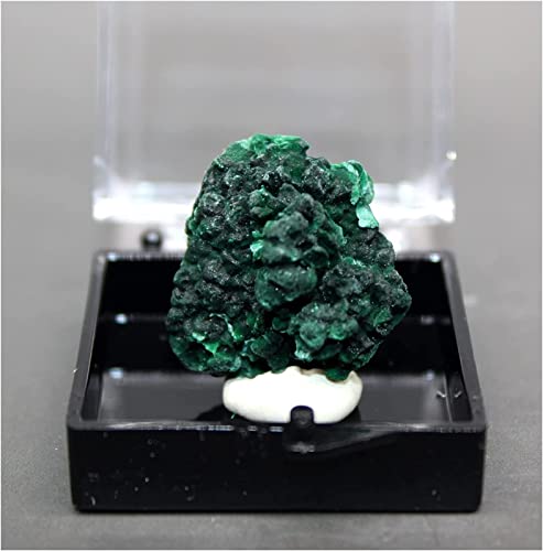 Quartz et malachite de guérison pour harmoniser un espace chargé